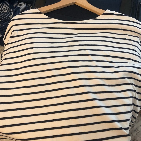 Clothes - Picture 5 of 8